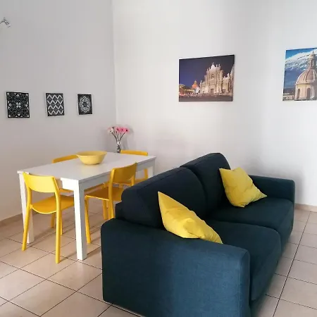 Daste House- Castello Ursino Appartamento Aeroporto di Catania Fontana Rossa